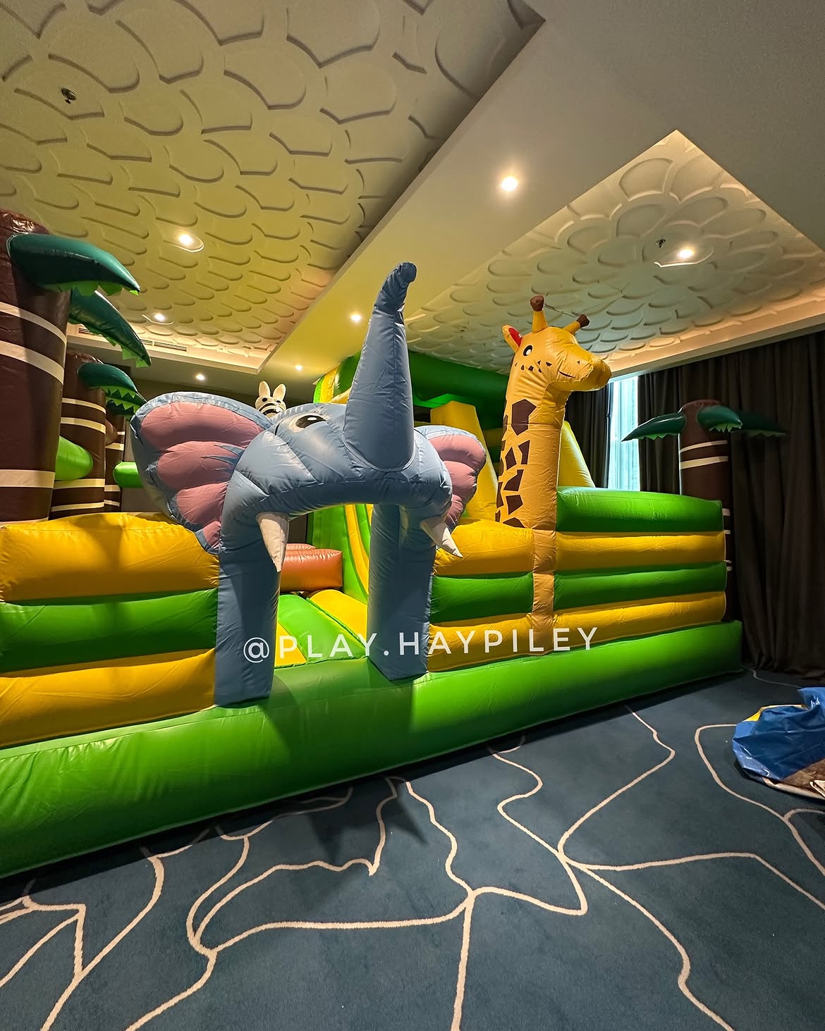 🐘ANIMAL CASTLE🦒READY FOR RENT JABODETABEK AREA🥰__🌴Harga sewa- 🦜2.000.000__🦓Fitur-• Big Sli (3)